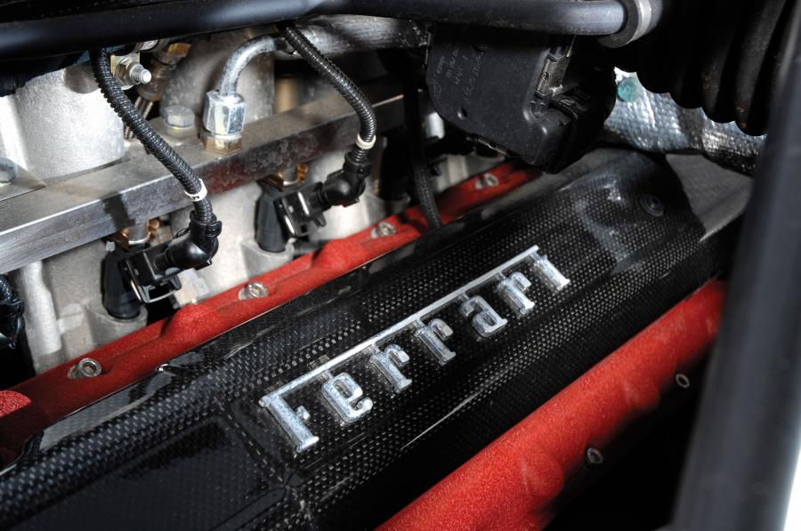  Ferrari Enzo 2004 года  (фото 8 из 12)